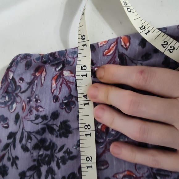 Rewind floral spaghetti strap top size extra small and lace - Picture 3 of 7